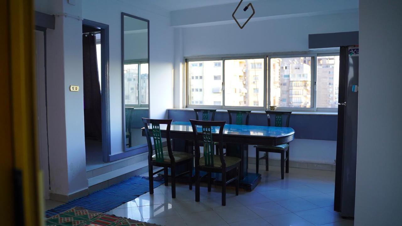 Spacious 2 Bedroom Apt Viewing The Holy Nile Кайро Екстериор снимка