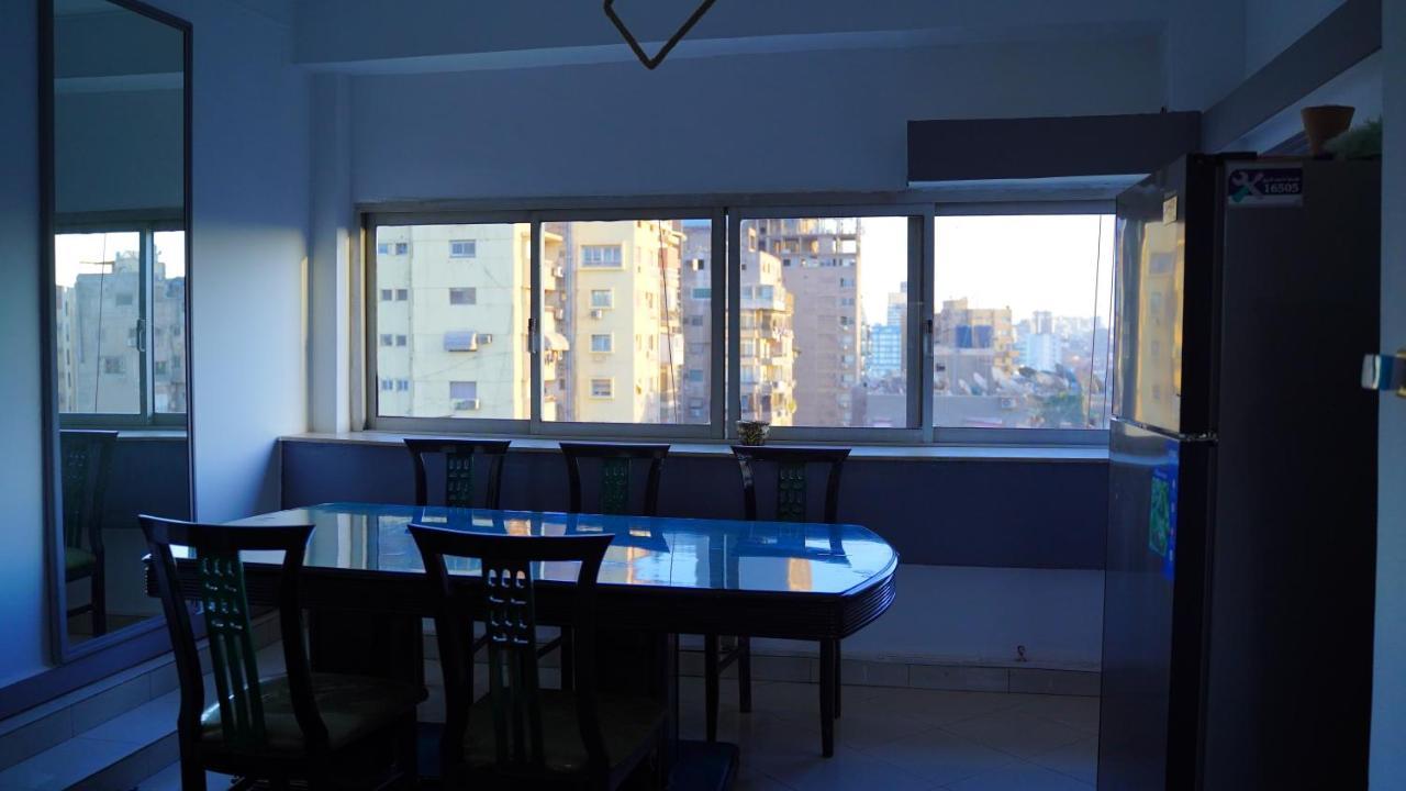 Spacious 2 Bedroom Apt Viewing The Holy Nile Кайро Екстериор снимка